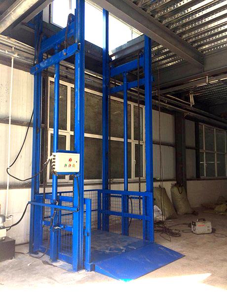 導軌鏈條式升降機